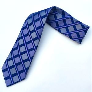 A Sharp Looking Purple Gray Dark Blue Tie Size (OS)